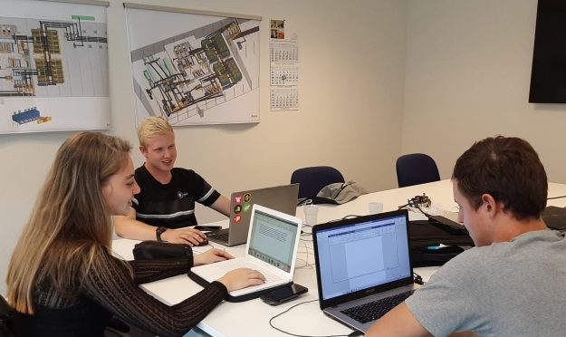 Stagiairs Stagiairs scaled